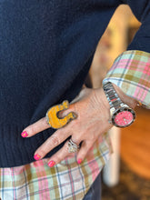 Load image into Gallery viewer, Bumblebee Horseshoe Ring
