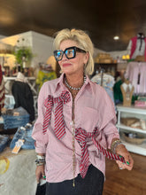 Load image into Gallery viewer, Miss Independent Button-Up Top
