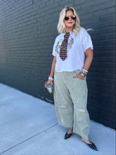 Load image into Gallery viewer, Rex Striped Barrel Jeans
