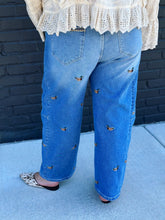 Load image into Gallery viewer, Duckin' Around Jeans
