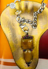 Load image into Gallery viewer, Yellow Ruby Gel Necklace

