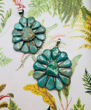 Load image into Gallery viewer, Turquoise Flower Pendant For Necklaces
