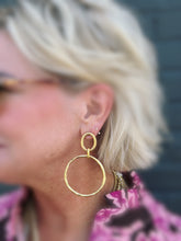 Load image into Gallery viewer, Cay Hammered Hoop Earrings
