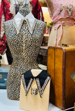 Load image into Gallery viewer, Paris Rhinestone Faux Collar

