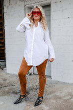 Load image into Gallery viewer, Tally-Ho Studded Leggings
