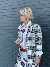 Load image into Gallery viewer, Carrie Plaid Blazer
