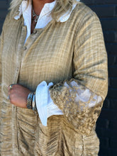 Load image into Gallery viewer, Dashwood Kimono
