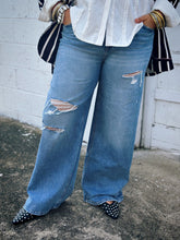 Load image into Gallery viewer, Moxie Jeans
