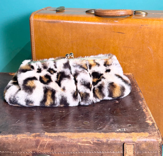The Kitty Kat Clutch