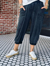 Load image into Gallery viewer, Justine Joggers

