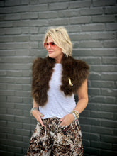 Load image into Gallery viewer, Hold My Pearls Brooch
