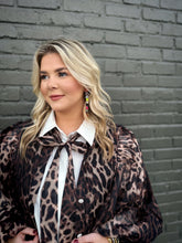 Load image into Gallery viewer, Daring Leopard Duster
