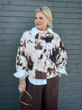 Load image into Gallery viewer, Bovine Top
