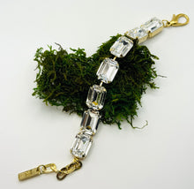 Load image into Gallery viewer, Hera Bracelet in Clear
