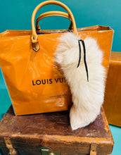 Load image into Gallery viewer, Fashion Fur Tail (Medium)
