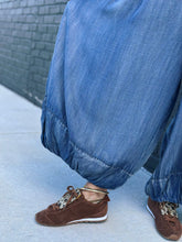 Load image into Gallery viewer, Doubtful Dreams Pants
