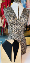 Load image into Gallery viewer, Studio 54 Collar
