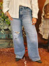 Load image into Gallery viewer, Moxie Jeans
