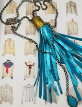 Load image into Gallery viewer, Tear Turquoise Chain C Necklace
