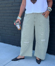 Load image into Gallery viewer, Rex Striped Barrel Jeans
