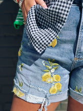 Load image into Gallery viewer, Frannie Shorts in Limoncello
