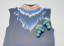 Load image into Gallery viewer, Cross Stud Earrings
