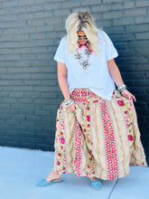 Load image into Gallery viewer, Garden Day Skirt
