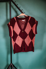 Load image into Gallery viewer, Angie Argyle Sleeveless Sweater in Burgundy
