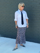 Load image into Gallery viewer, Feline Skirt
