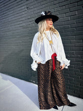 Load image into Gallery viewer, Nick of Time Top in Ivory
