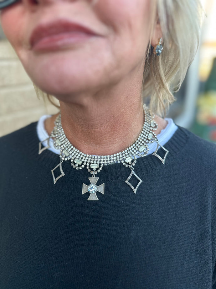 Delicacy Charm Choker MVJ Piece