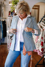 Load image into Gallery viewer, Pecket Denim Blazer
