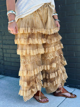 Load image into Gallery viewer, True Romance Bloomers in Chocolate
