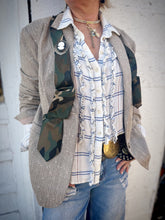 Load image into Gallery viewer, Callum Camo Tie
