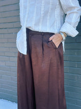 Load image into Gallery viewer, Jensen Pants
