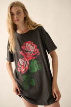 Load image into Gallery viewer, Red Rosy Tee
