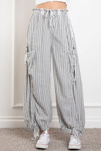 Load image into Gallery viewer, Lobby Cargo Joggers in Gray
