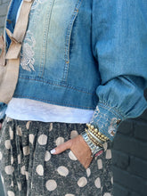 Load image into Gallery viewer, Victoria Denim Jacket
