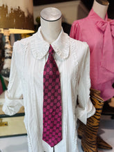 Load image into Gallery viewer, GG Tie in Fuschia
