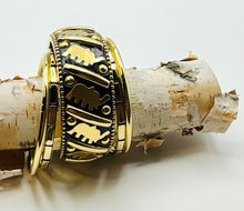 Load image into Gallery viewer, Elephant Bangle Set
