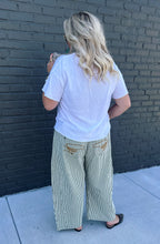 Load image into Gallery viewer, Rex Striped Barrel Jeans
