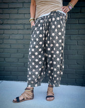Load image into Gallery viewer, Crosswind Polka Dot Bloomers
