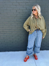 Load image into Gallery viewer, Delilah Ruffle Joggers
