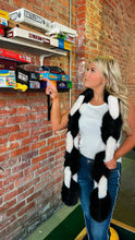 Load image into Gallery viewer, Cruella Faux Fur Chain Scarf
