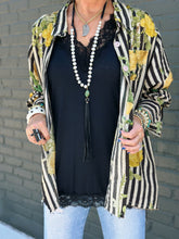 Load image into Gallery viewer, Frock Pearl Tassel Necklaces
