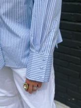 Load image into Gallery viewer, Belinda Tie Button-Up Top
