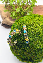 Load image into Gallery viewer, Sienna Jess Hoop Earrings in Boho

