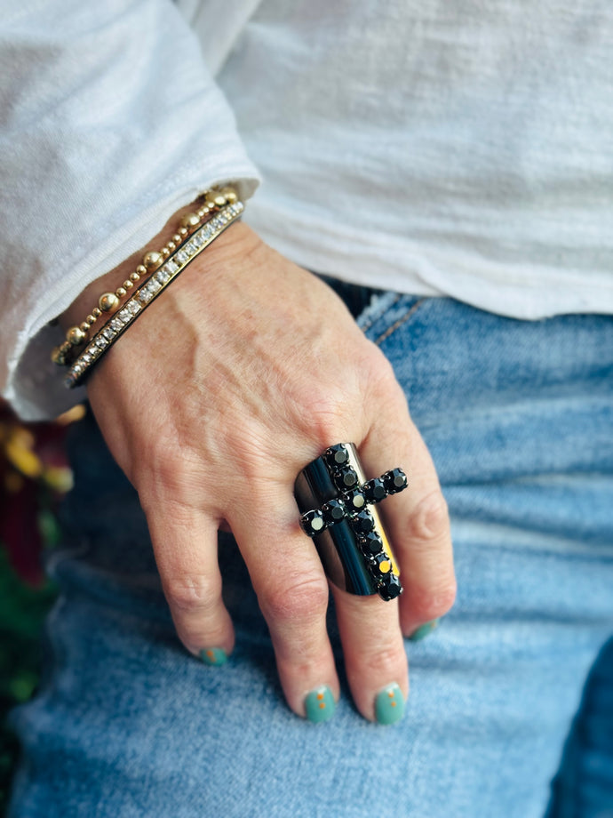 Jalus Cross in Black