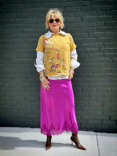 Load image into Gallery viewer, Charem Lace Skirt in Bright Grape
