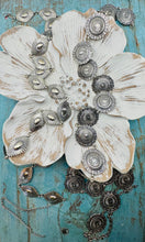 Load image into Gallery viewer, BeBe’s Chain Belt
